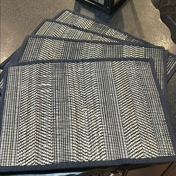 Tan and Brown Kitchen Placemat Sets (3 sets of 4 placemats) - Picture 3 of 7